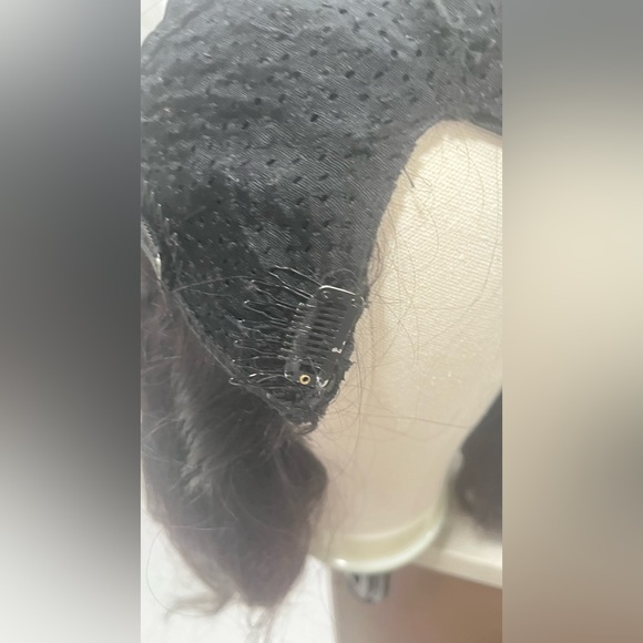 "Beautiful 18-Inch Dark Brown Ombre U-Part Wig – Never Worn!" - Picture 7 of 9